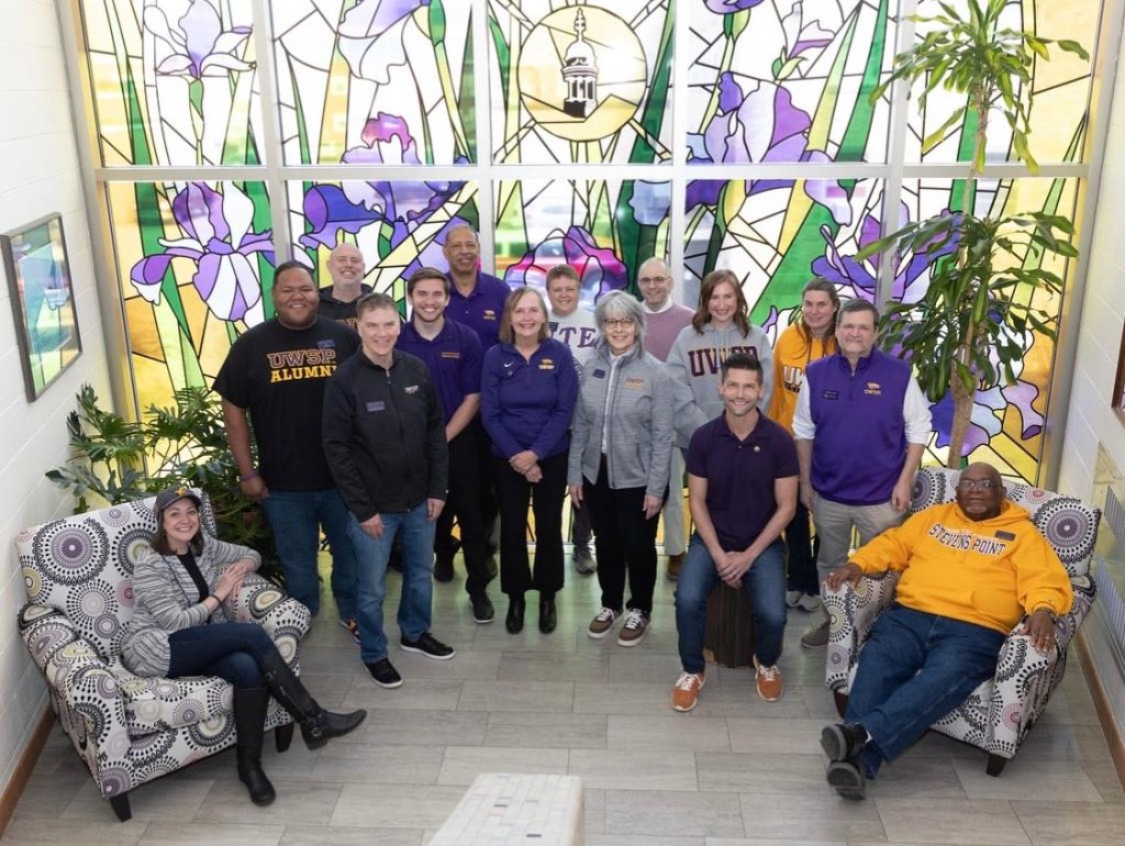 group photo of UWSP Alumni Association Board of Directors
