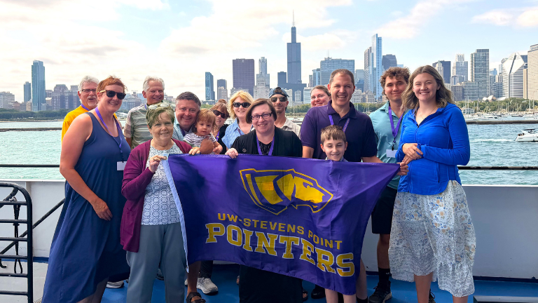 A group of Pointers on Chicago Lunch Cruise
