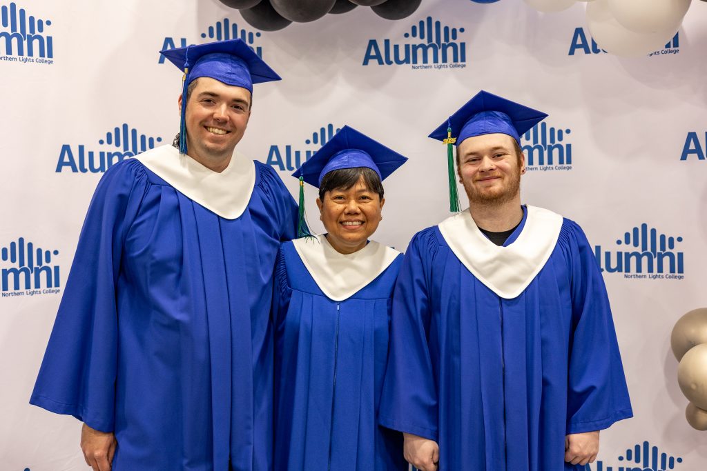 Alumni (3)