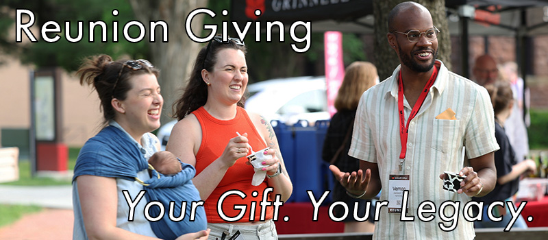 giving_reunion_giving_picnic_banner Image: Three Alumni catch up and share a laugh while enjoying ice cream during Reunion. Text: Reunion Giving, Your Gift. Your Legacy.