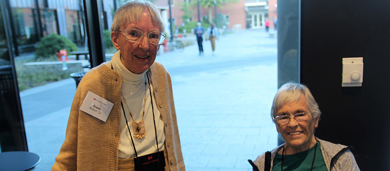 Joan Baker ’51 and Bobbie Segrest Froeberg ’58