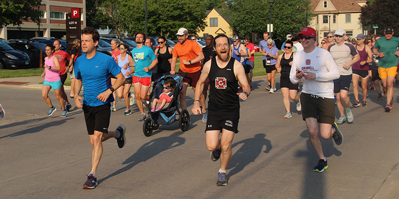 The Alumni Fun Run/Walk gets off to an enthusiastic start.