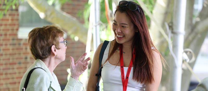Jenny Dong ’17 visits with Nancy Schmulbach Maly ’61